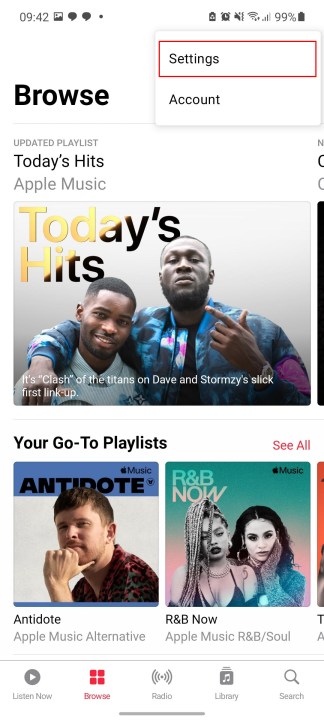 L'app Apple Music per Android.  Il pulsante Impostazioni è evidenziato in rosso.