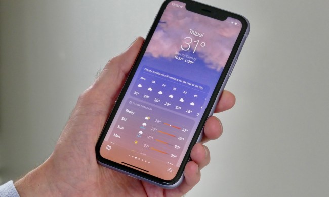 Cloudy weather showing in iOS 15's weather app.