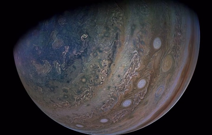Sobrevuelo de Júpiter por Juno