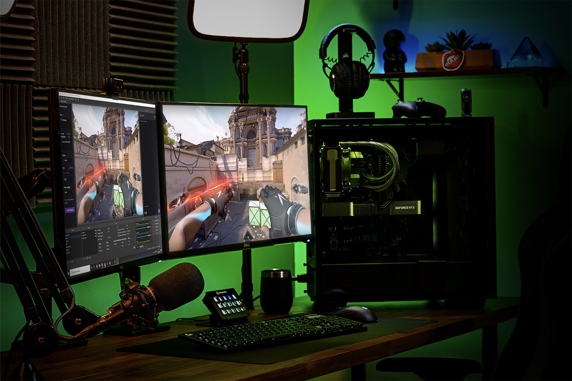 Nvidia GeForce RTX Gaming Setup com monitor e construção de PC.