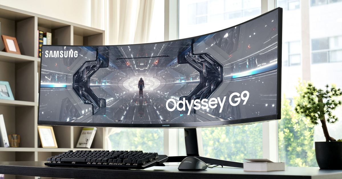 Samsung’s 49-inch curved QLED gaming monitor is $400 off