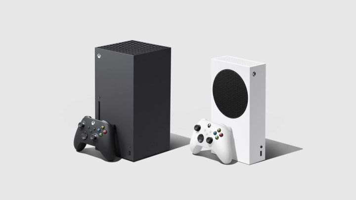 The Xbox Series X and S compared.