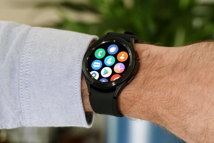 The apps of the Samsung Galaxy Watch 4 Classic on its display.