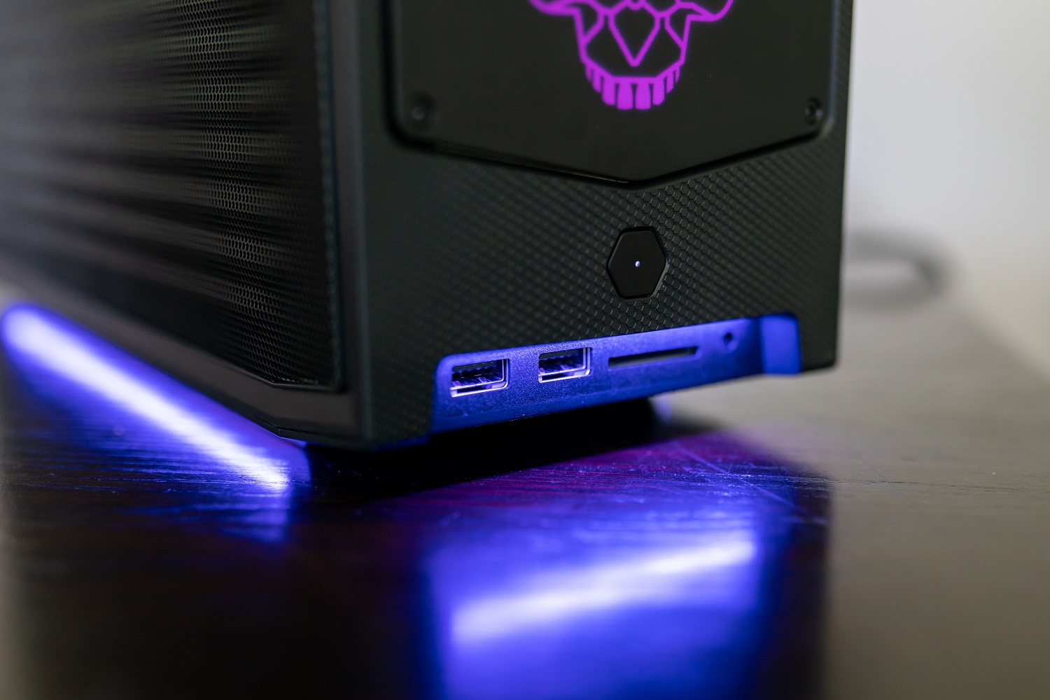 Intel NUC 11 Extreme Review: A True Mini Gaming PC | Digital Trends