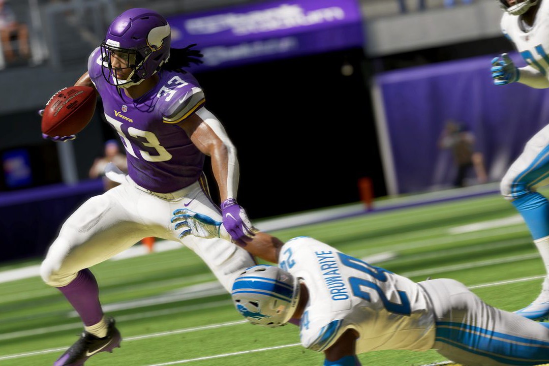 How to Dive in Madden NFL 22: Controls and When to Dive