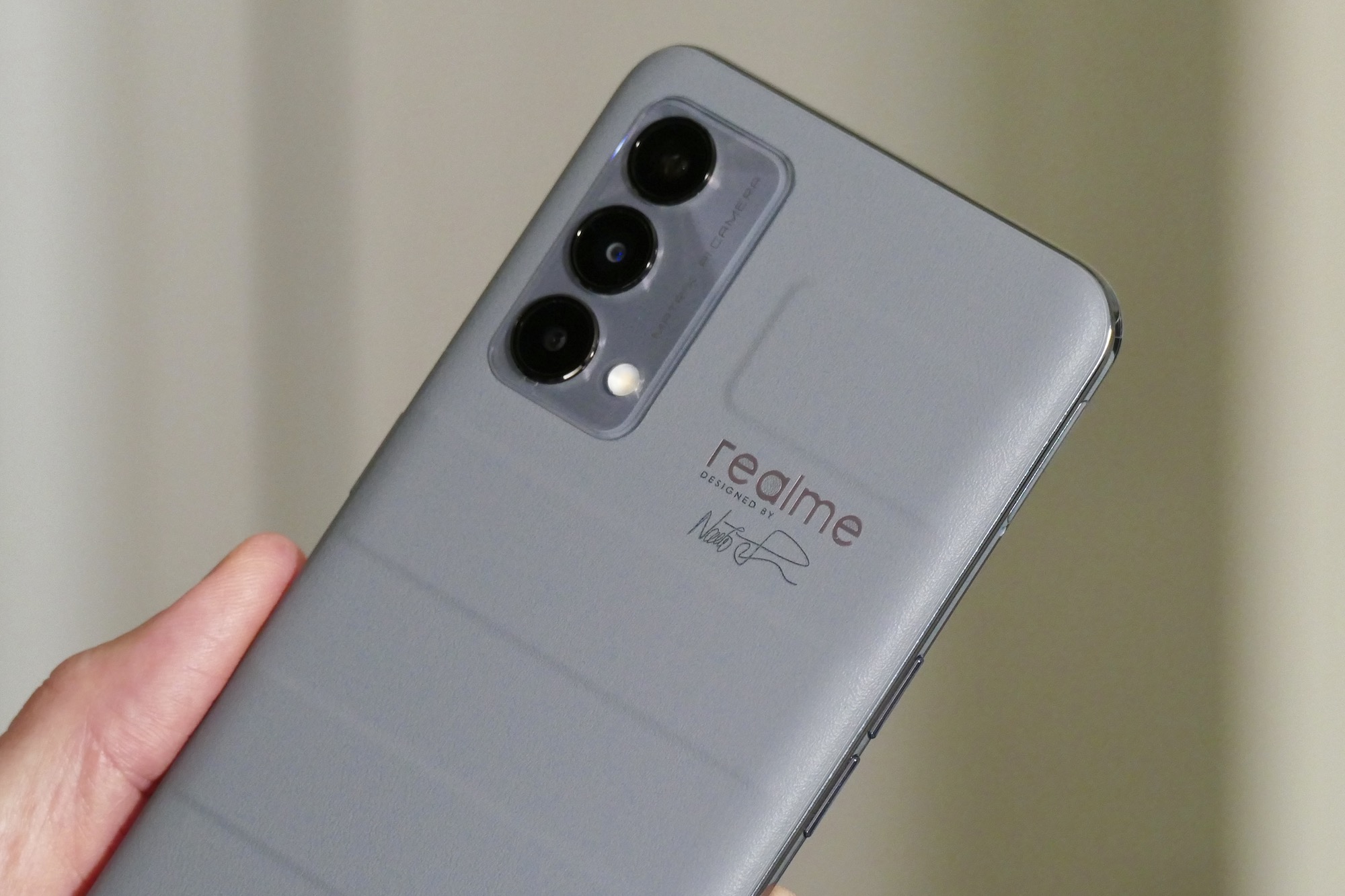 realme GT 2 Pro with 6.7″ QHD+ 120Hz AMOLED display, Snapdragon 8 Gen 1 and realme  GT 2 announced for global markets
