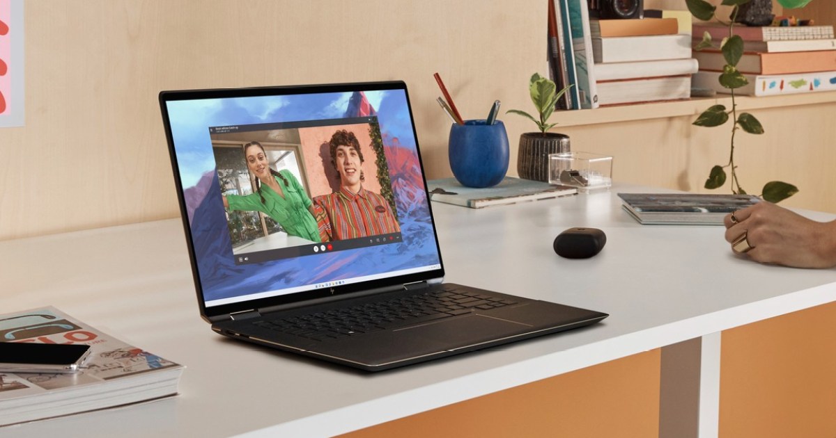 HP’s best 2-in-1 laptop just got a massive $350 price cut