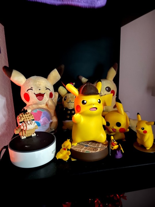 recensione iphone 13 lowlight pikachu