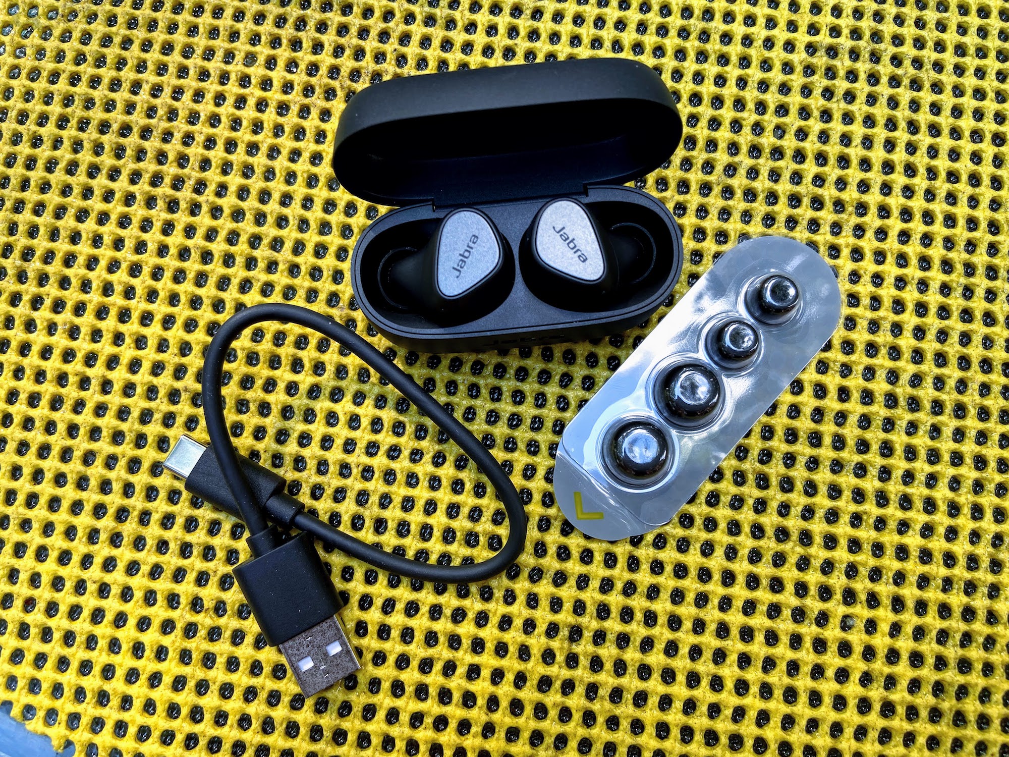 Jabra Elite 3 Review: Comfy, Capable, and Affordable True Wireless