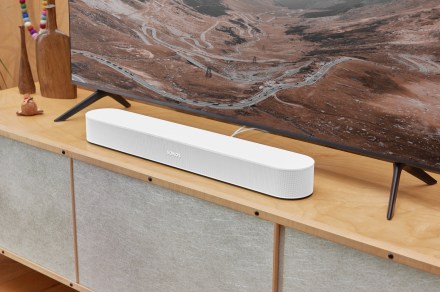 Sonos Beam vs. Sonos Ray: Which soundbar is best for you?