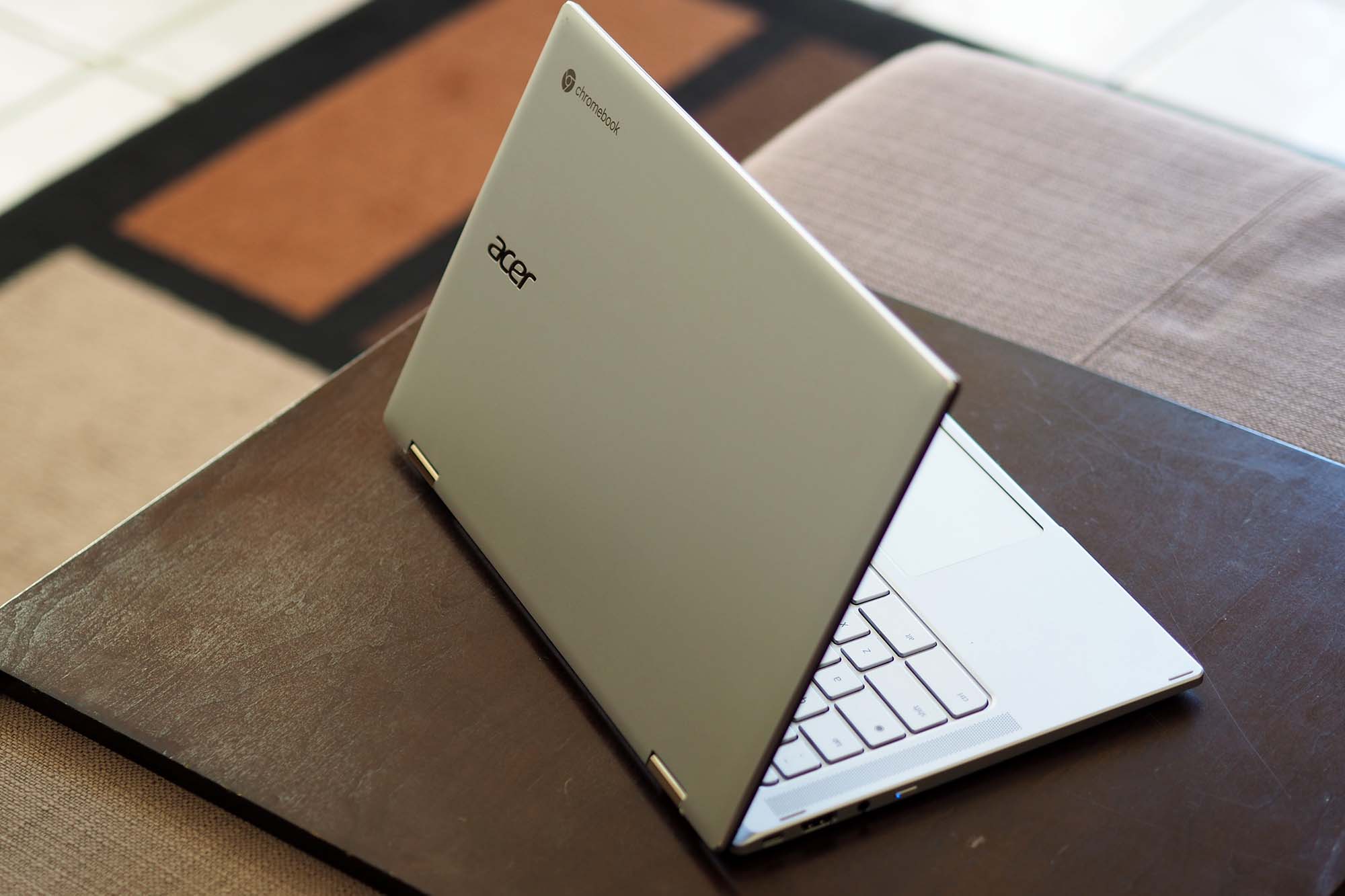 How to connect AirPods to a Chromebook - Vimarsana News