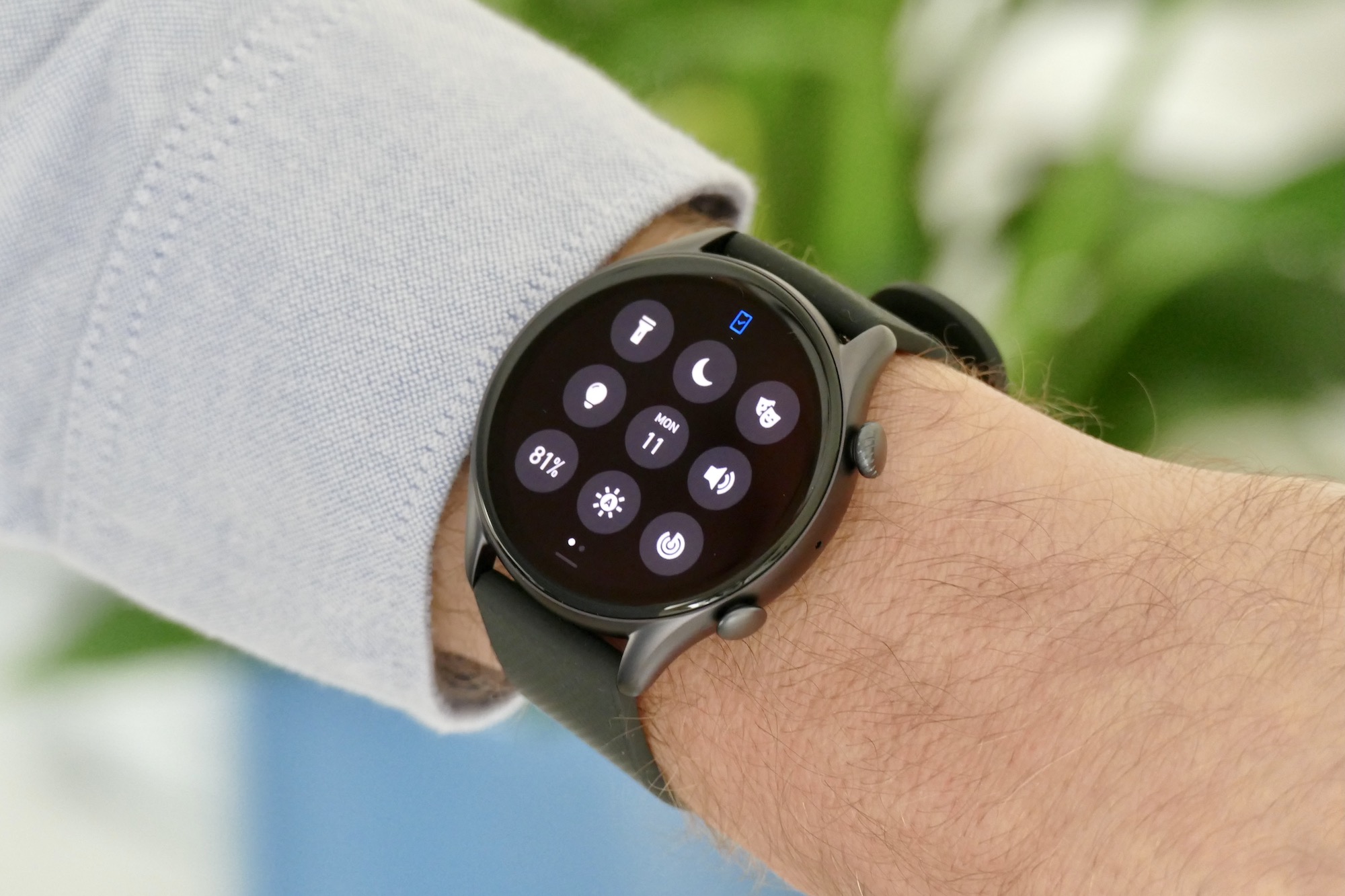 Amazfit GTR 3 Pro Hands-on: Dreamy Watch, Software Woes | Digital