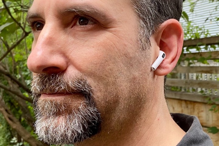 بررسی Apple airpods 3 0024