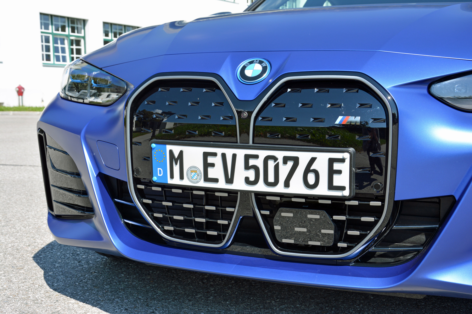 2022 BMW i4 M50