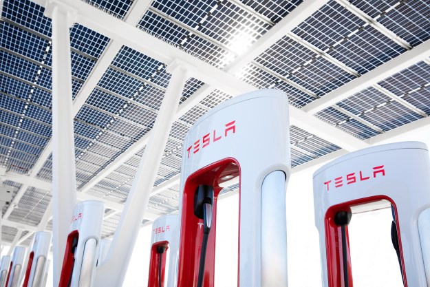  tesla starts opening its supercharger network to other evs