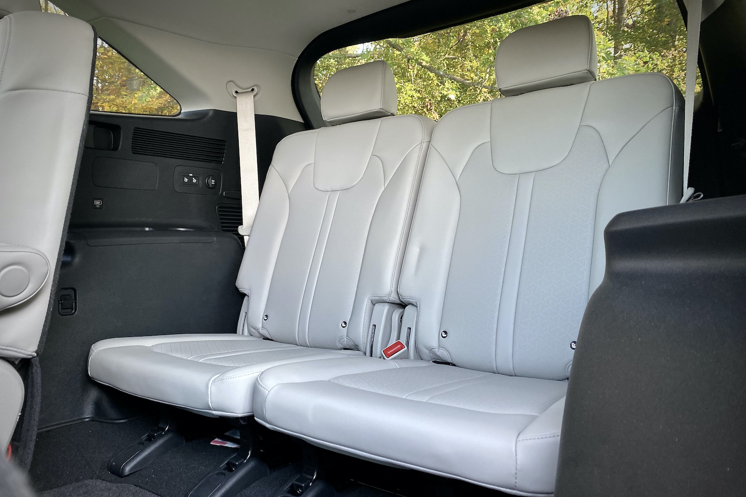 Close up of third row in the 2021 Kia Sorento Hybrid from driver's side.