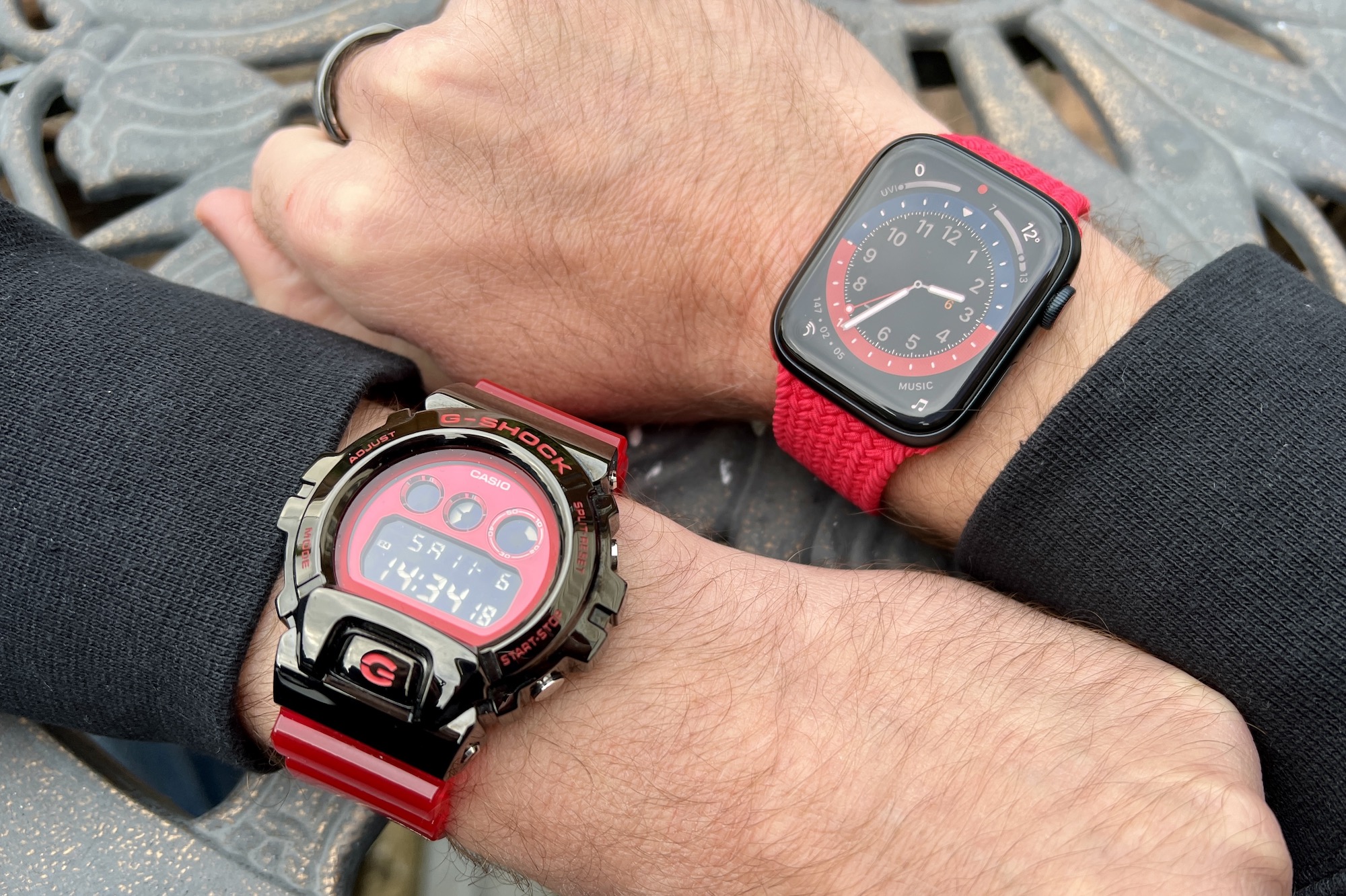 How to double-wrist with a mechanical watch and an Apple Watch
