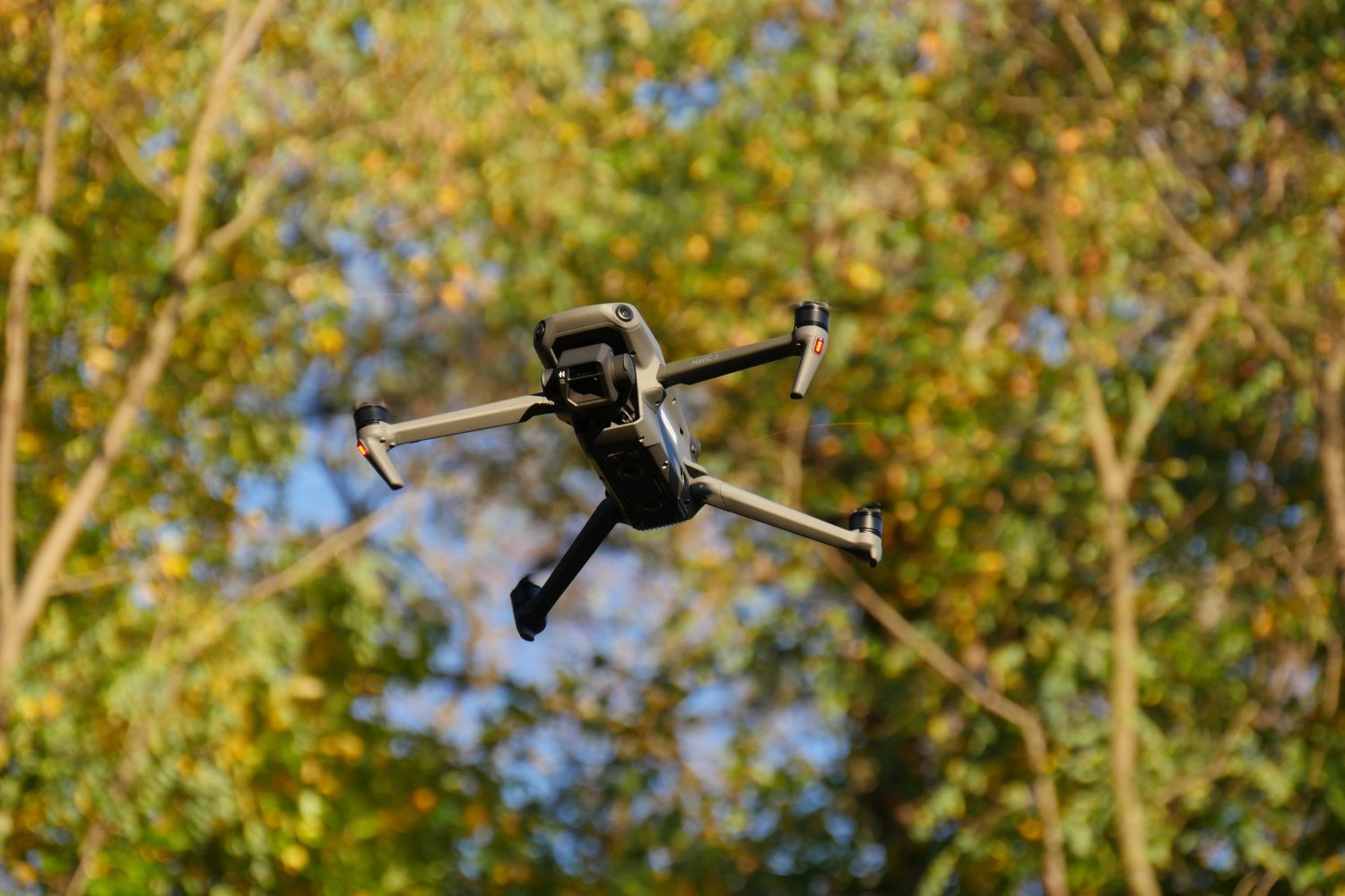 DJI Mavic 3 Pro Review: A Pro-Level Drone That's Pricey, But Worth