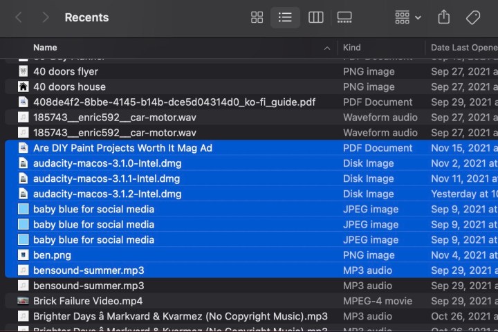 A screen of multiple files selected on a Mac.