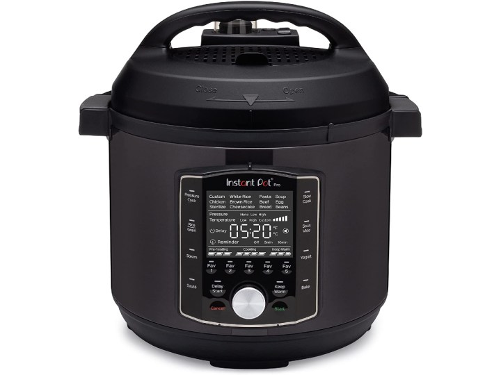 Instant Pot Pro 10-em-1, 6-quart em um fundo branco.