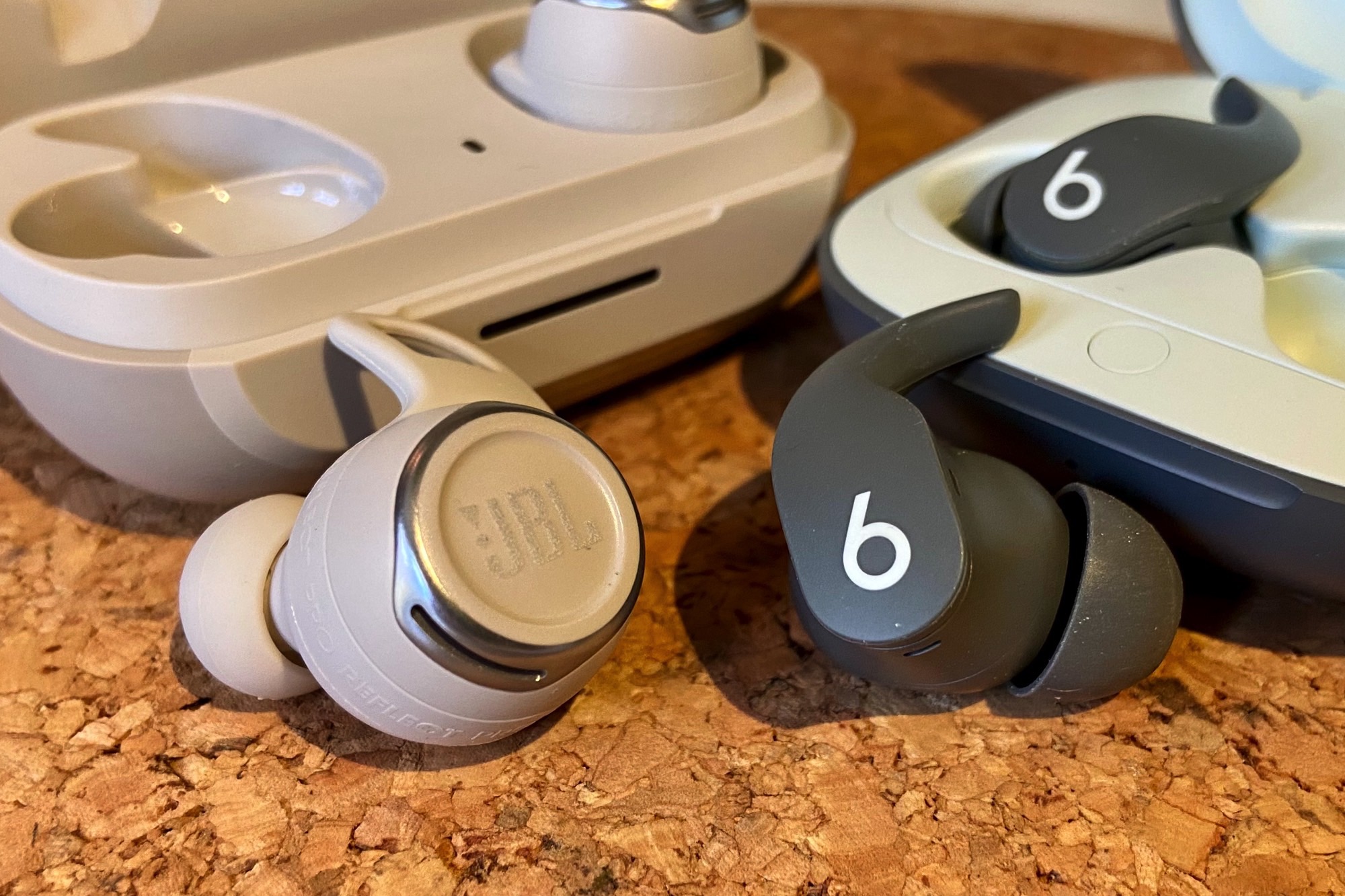 JBL Reflect Review: Spectacular Sport Earbuds | Trends