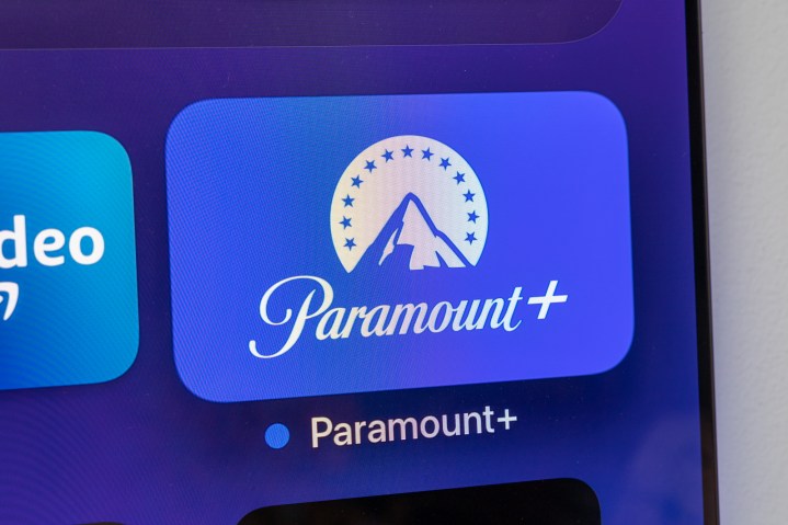 Paramount Plus logo connected an Apple TV.