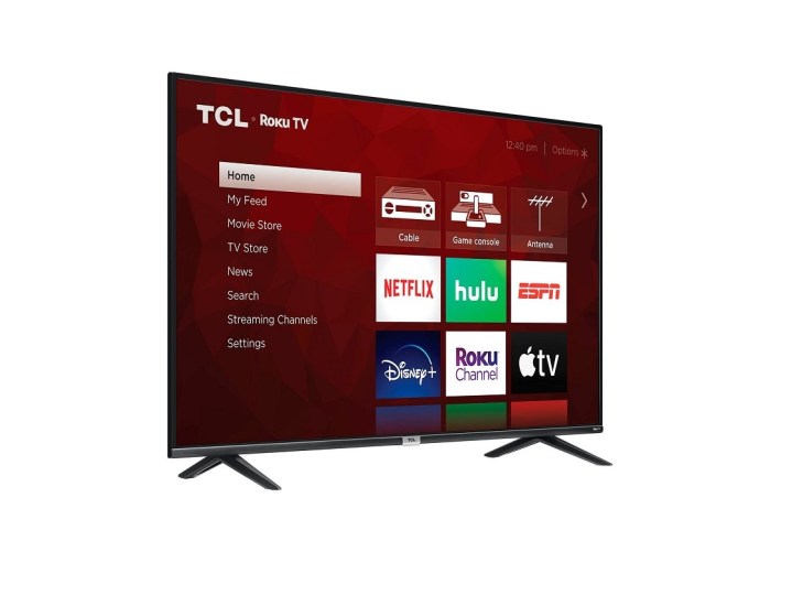 Un TCL Clase 4 de 55 pulgadas 4K UHD Smart Roku TV sobre un fondo blanco.