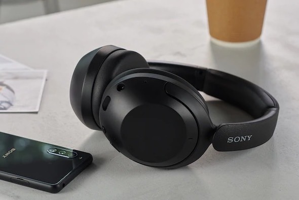 Sony WH-XB910N headphones.
