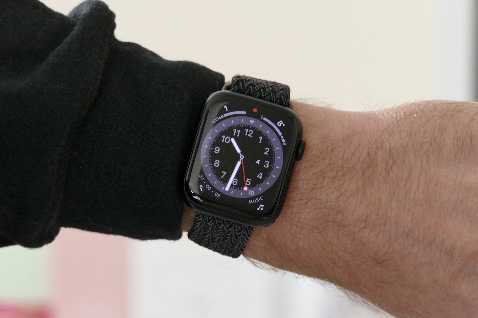 New Apple Watch SE 2 and a Rugged Wearable Coming in 2022 