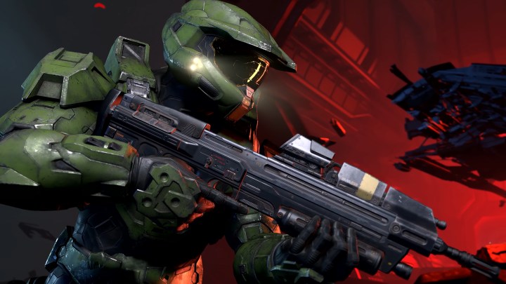 The Master Chief with an assault rifle.