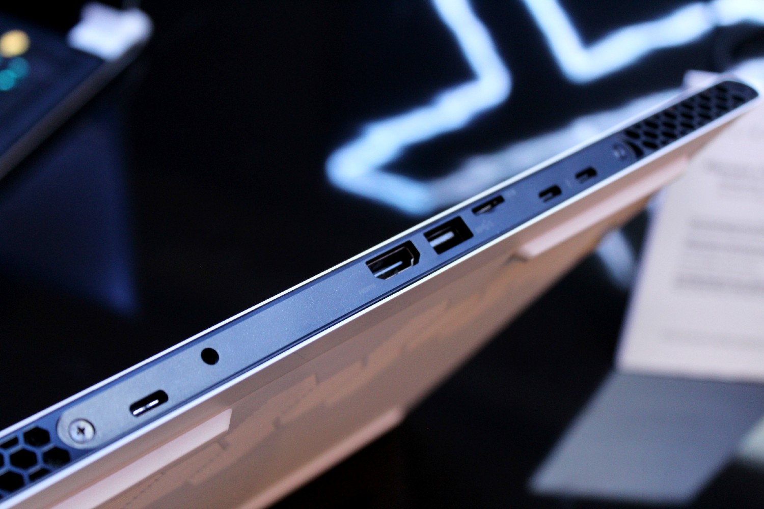 Alienware Pattern Alienware x14 Hands-On Review: A New Standard For Thin | Digital Trends