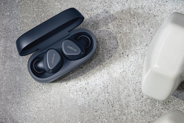 HP/Poly challenge Jabra at CES 2023 with Voyager Free 60 earbuds | Digital  Trends