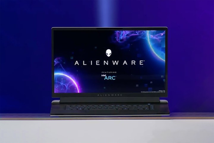 Intel announces Intel Arc dGPU for Alienware x17 laptop.