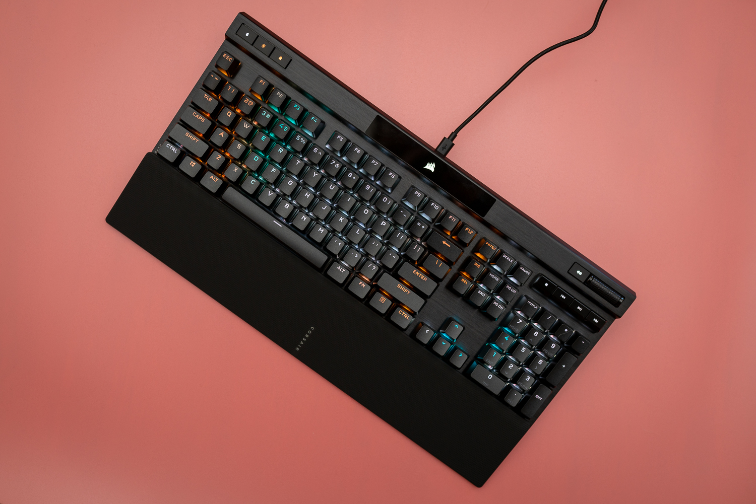 føle Slør Ambitiøs Corsair K70 RGB Pro Keyboard Review: Falling Behind | Digital Trends