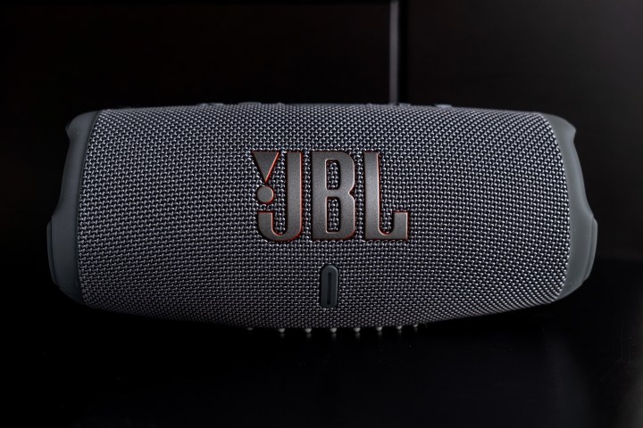 jbl şarj 5 inceleme kahramanı