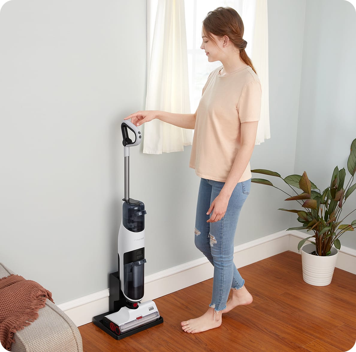 Roborock Dyad Pro wet and dry vacuum review: Good, mid-priced floor cleaner  - Reviewed
