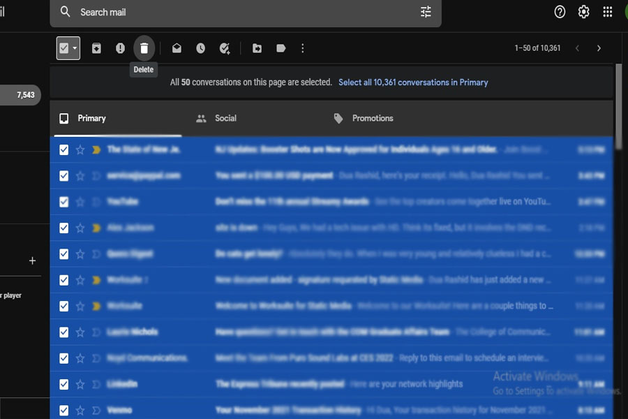 Select emails on Gmail using the checkbox.