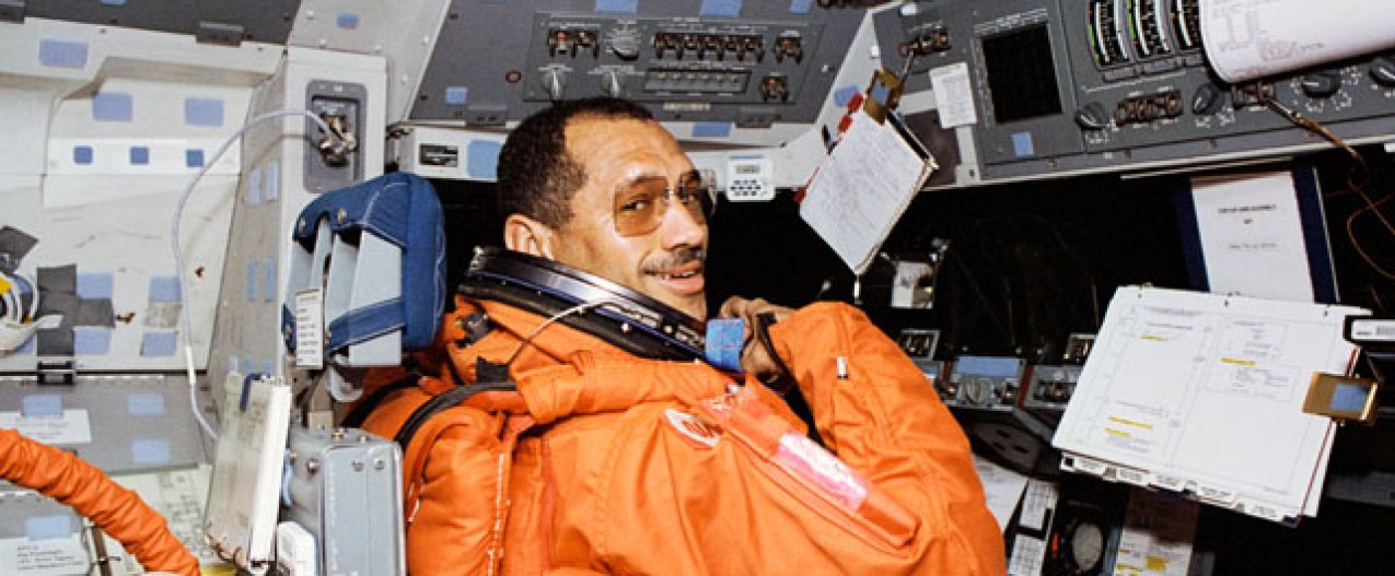 Bolden on the flight deck of Discovery during STS-60.
