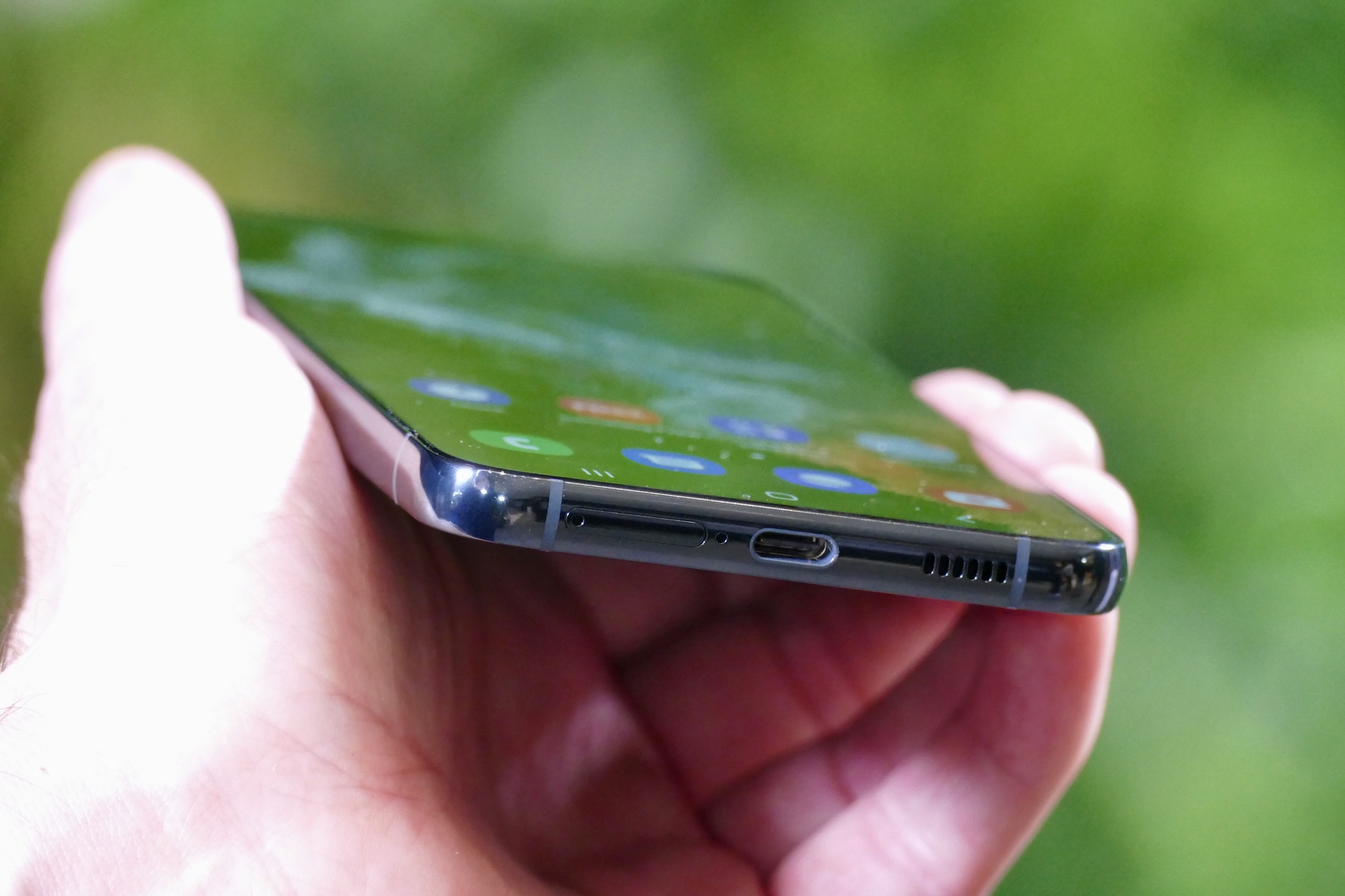 Samsung Galaxy S22 and S22 Plus hands-on: All-new on the inside