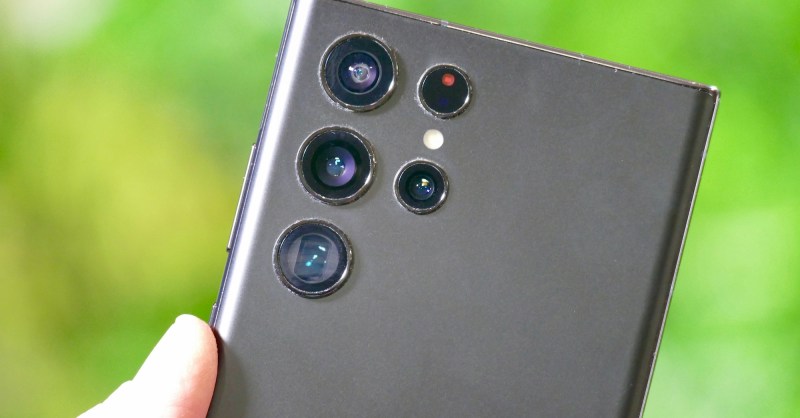 Bạn đã biết đến tính năng Camera RAW của Samsung Galaxy S22 Ultra chưa? Trong video này, chúng ta sẽ khám phá tính năng này cùng với những tiện ích mà nó mang lại. Camera RAW giúp cho người dùng có thể tùy chỉnh màu sắc và độ sáng của bức ảnh một cách dễ dàng, tạo ra những bức ảnh chân thực nhất. Hãy cùng xem và tận hưởng tính năng này trên Samsung Galaxy S22 Ultra!