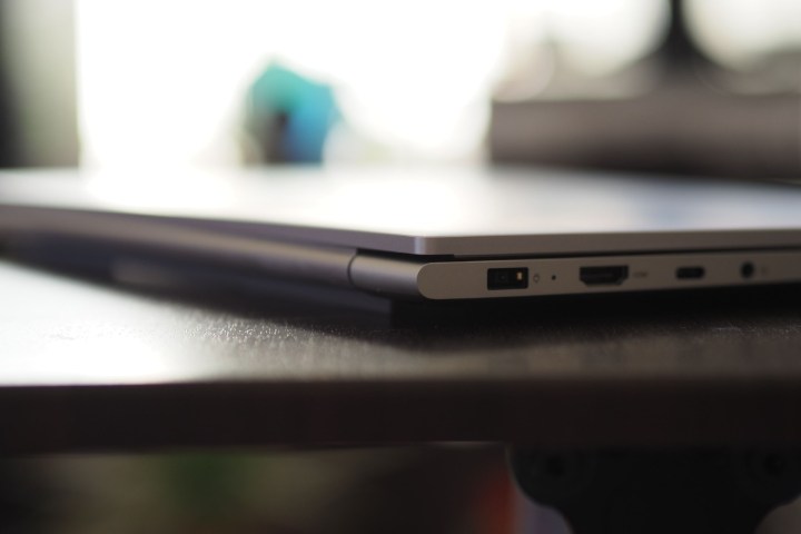 The corner edge of the Lenovo IdeaPad Slim 7 Pro.