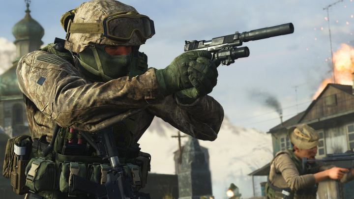Soldier with weapon in Modern Warfare.