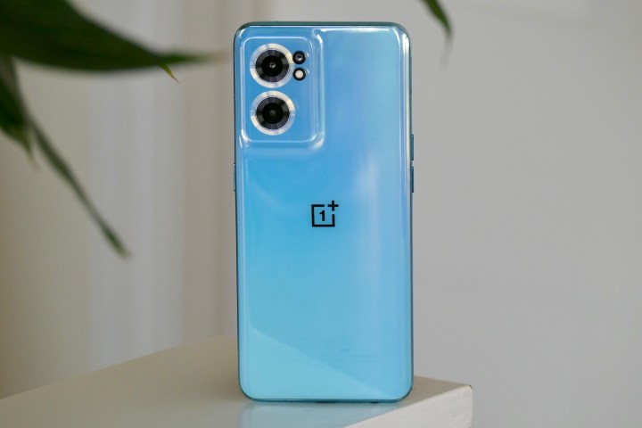 OnePlus Nord CE 2 5G rear panel in Bahama Blue.