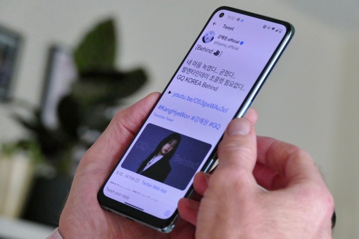 OnePlus Nord CE 2 5G یک توییت را نشان می دهد.