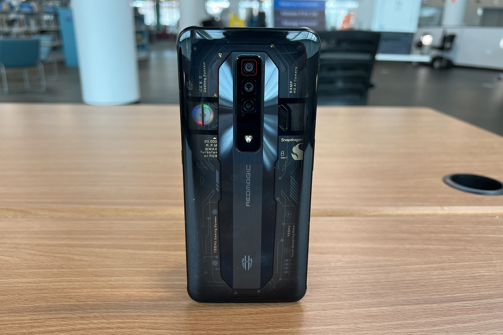 Nubia RedMagic 7 review - Fast gaming phone with 165 Hz AMOLED and LED fan  -  Reviews