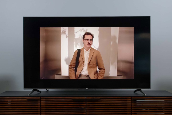 The movie 'Her,' staring Joaquin Phoenix plays on the TCL 5-Series (S546).