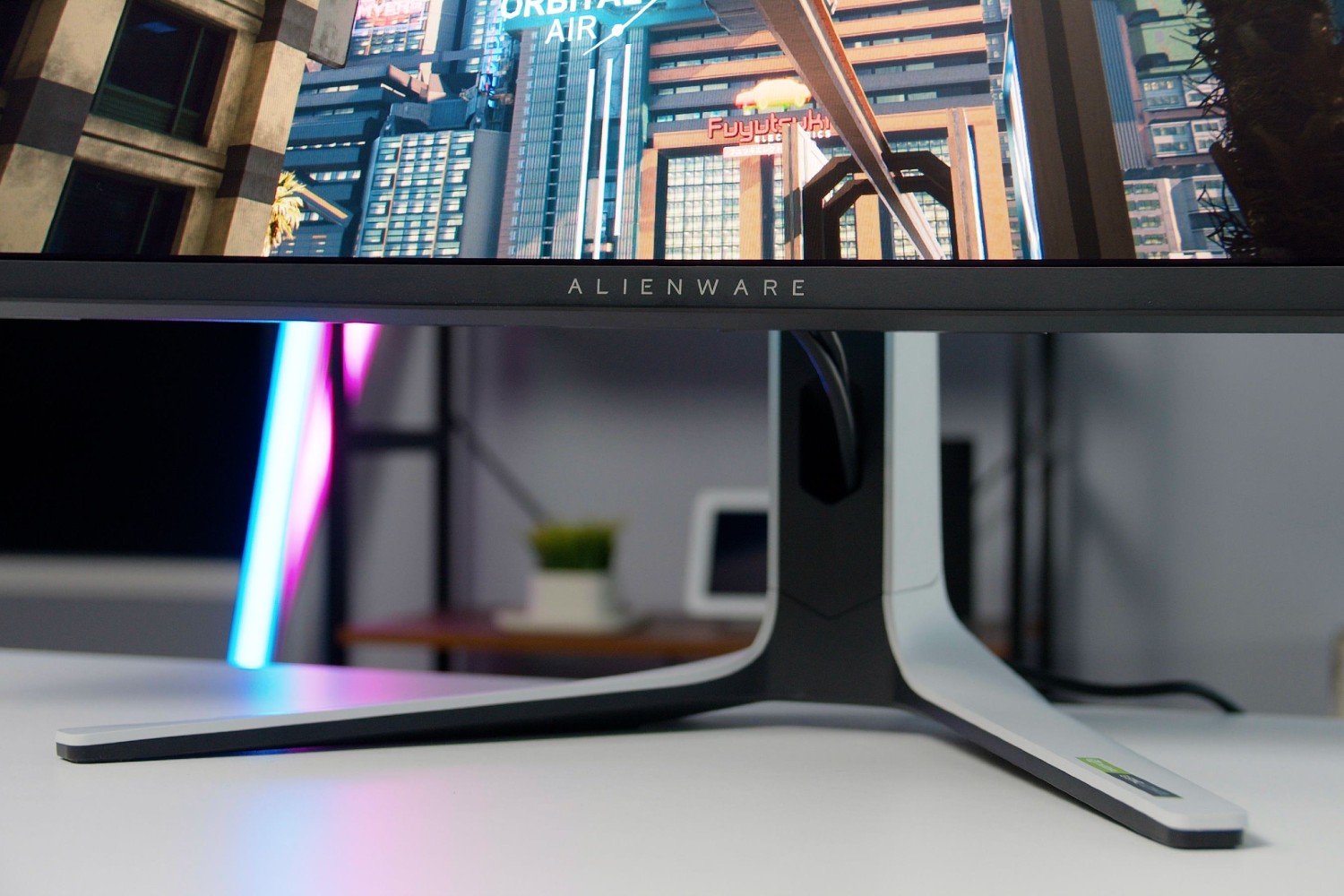 HP's 34f Monitor Review: A Premium Ultrawide Display for Less