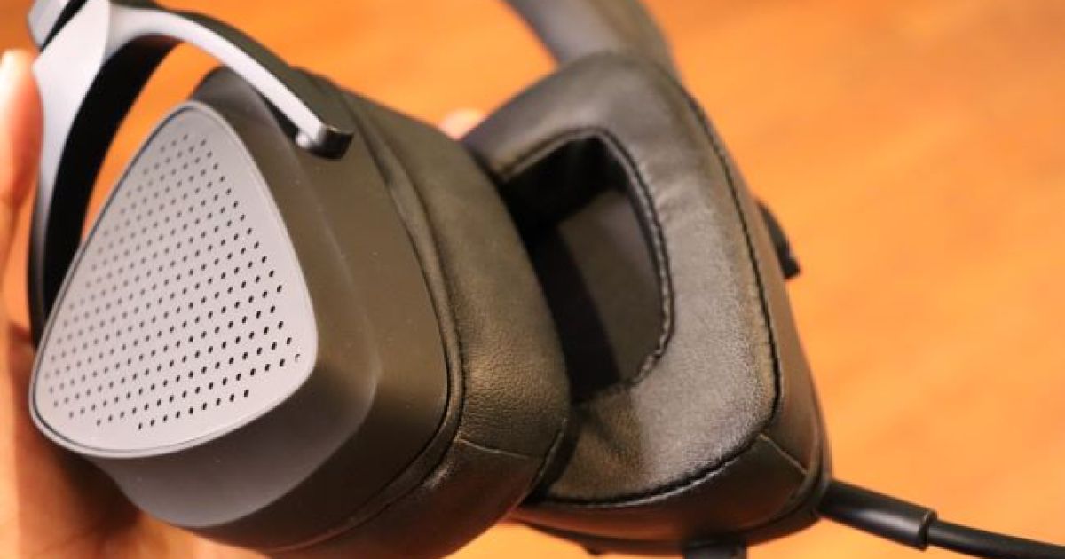 Asus Delta S Animate review: novelty headset | Digital Trends