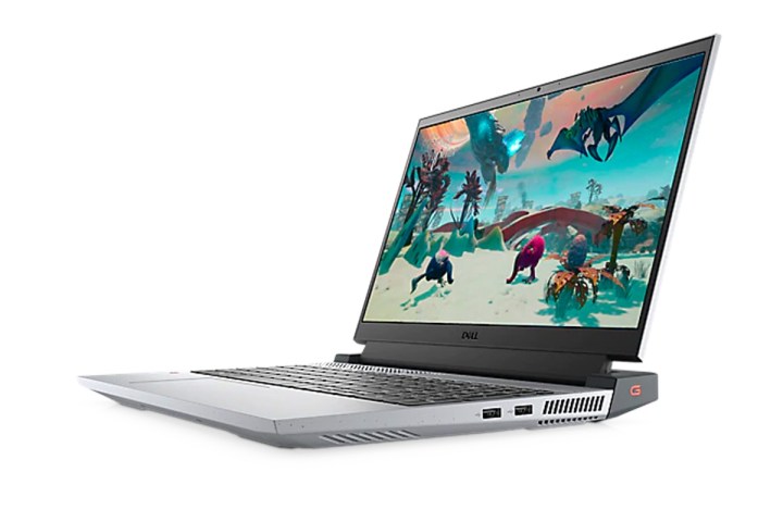 لپ تاپ گیمینگ Dell G15 به رنگ نقره ای در پس زمینه سفید.
