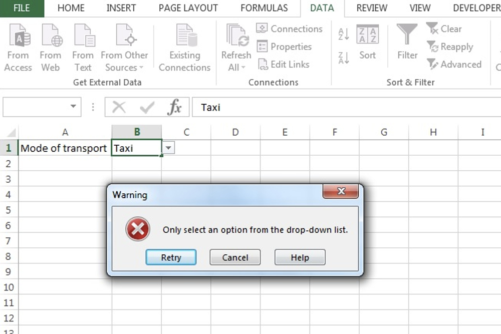 Visualización de una alerta de error para una lista desplegable en Microsoft Excel.